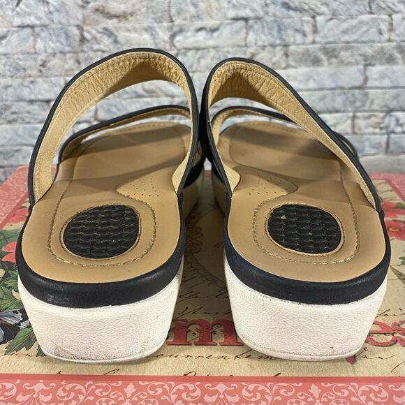 Womens Slide Cushioned Sandals Rubber Soles US Size 6.5 Euro Size 37 - Picture 4 of 7